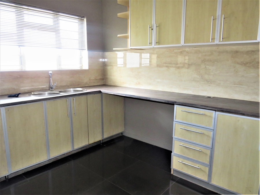 To Let 2 Bedroom Property for Rent in Strand North Western Cape